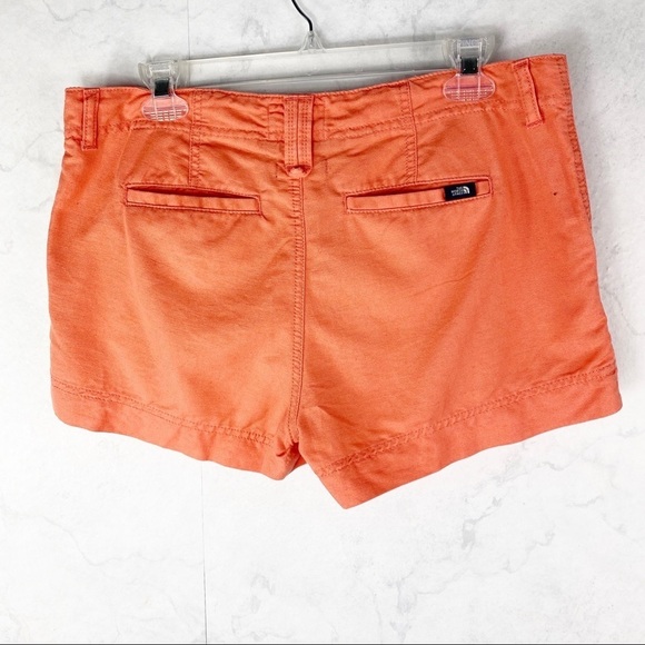 [The North Face] Classic Orange Linen Shorts - Picture 2 of 2